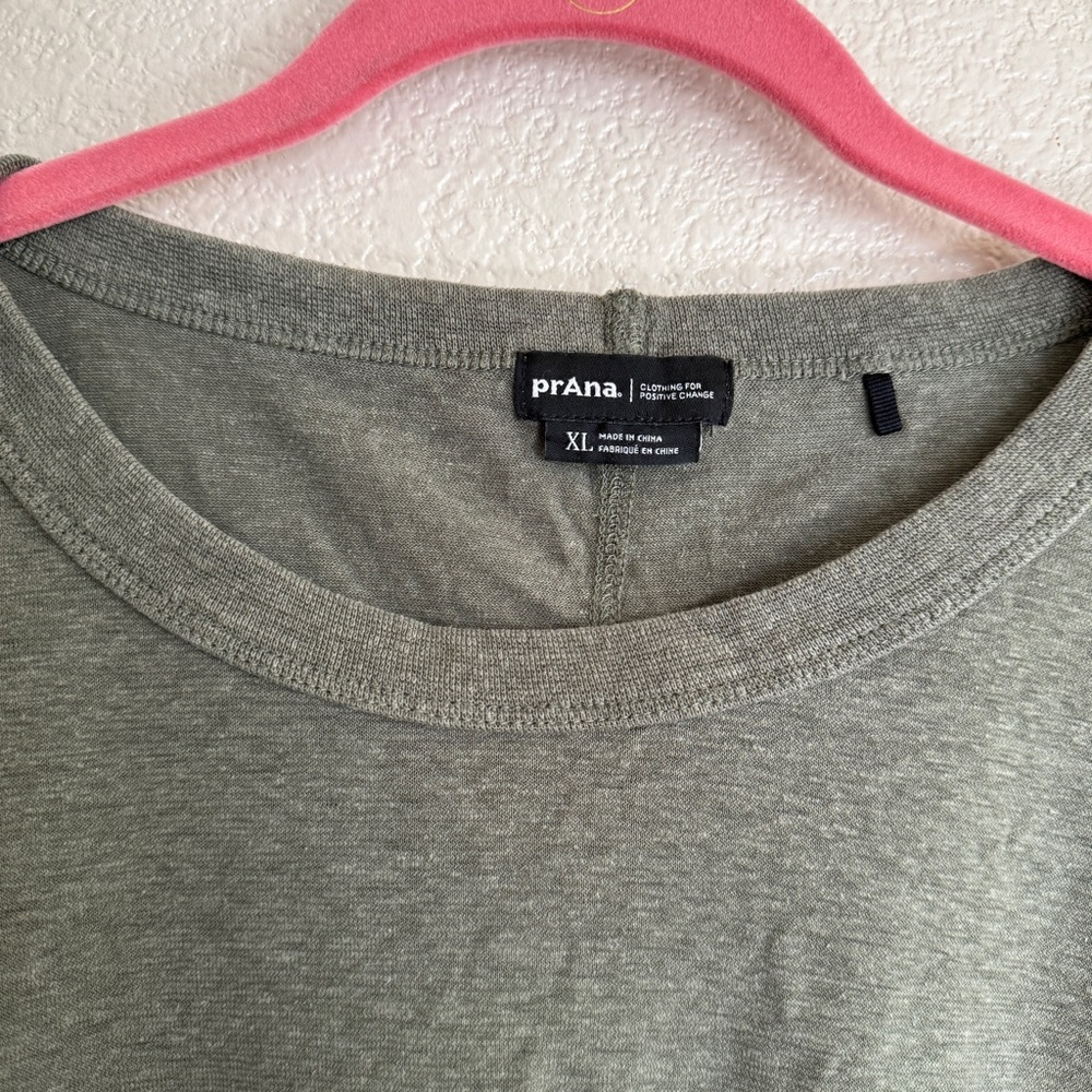 Prana Olive Long‎ Sleeve Women's Top Sz XL - Picture 2 of 10